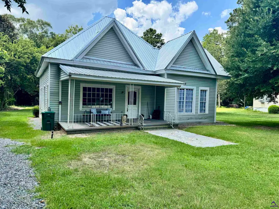 513 College Street, Dawson, GA 39842 - #2