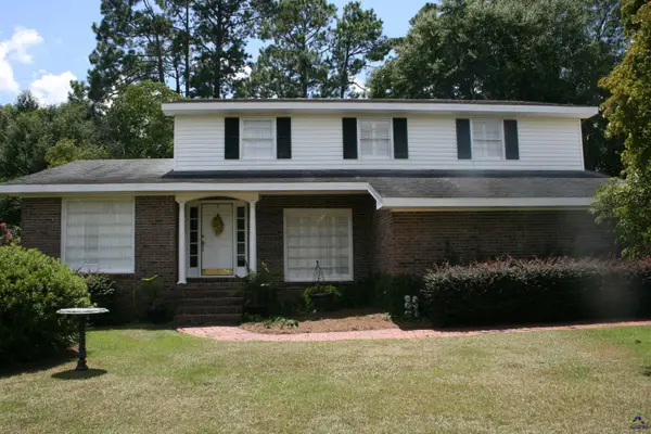 1008 S Ridge Circle, Perry, GA 31069