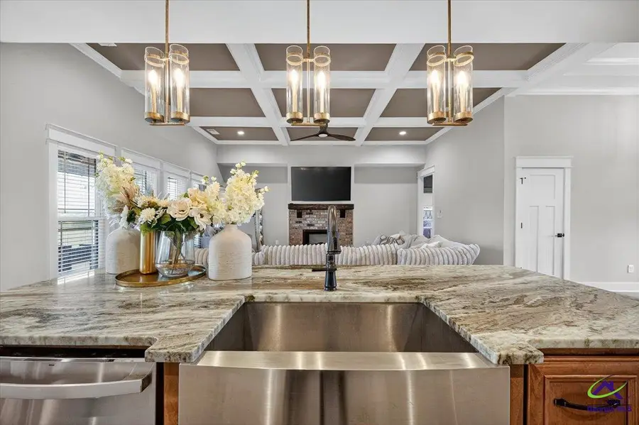 160 Talton Road, Kathleen, GA 31047 - #2