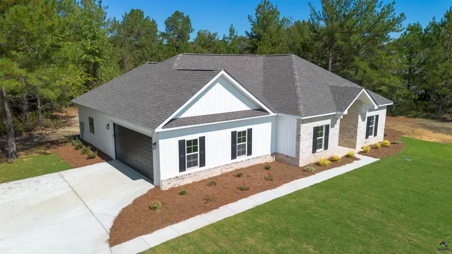 169 Woodland Trail, Cochran, GA 31014 - Image #2