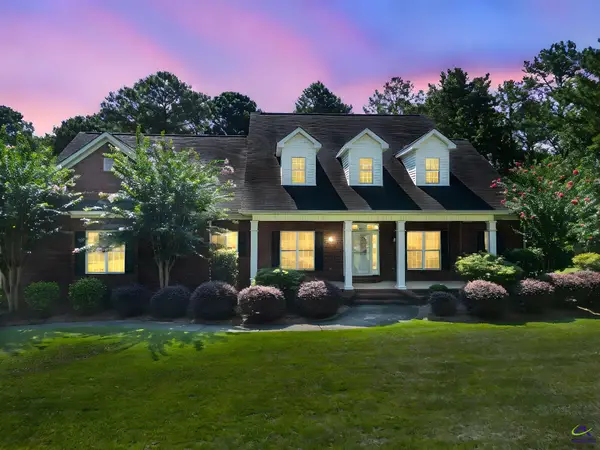 502 Arons Court, Perry, GA 31069