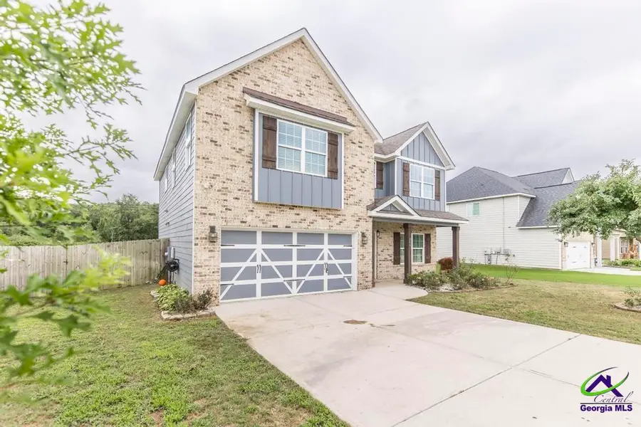 203 Amberley Court, Kathleen, GA 31047 - Image #2