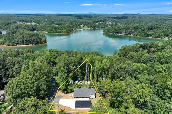 3114 Lake Ranch Dr, Gainesville, GA 30506