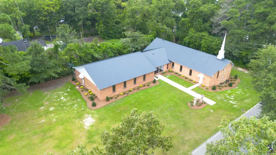 123 N Fifth Street, Cochran, GA 31014 - Image #2