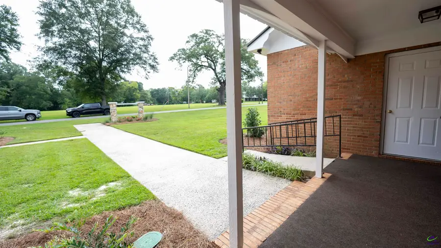 123 N Fifth Street, Cochran, GA 31014 - Image #3