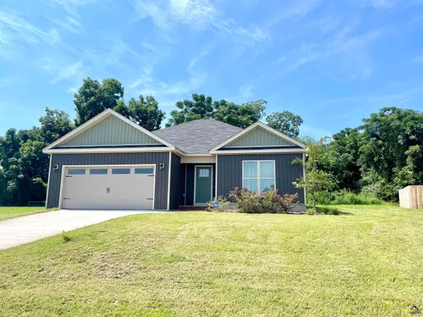 91 Cole Drive, Hawkinsville, GA 31036
