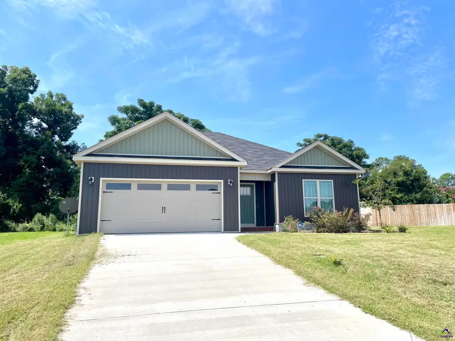 91 Cole Drive, Hawkinsville, GA 31036 - Image #2