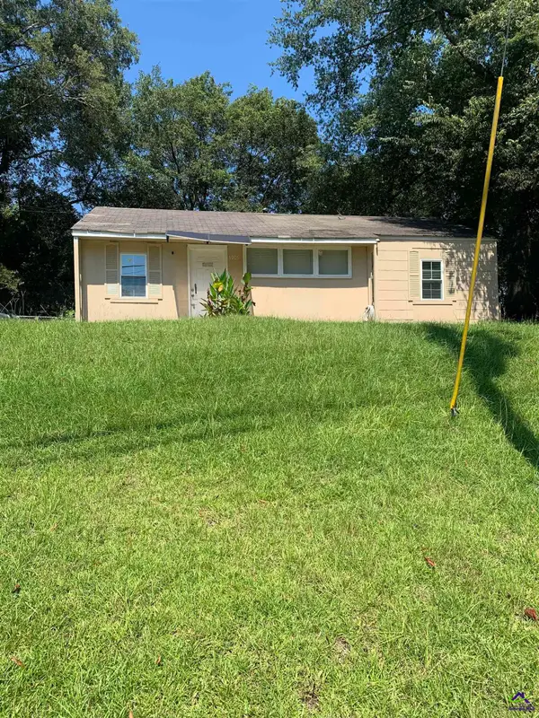 3905 Saint Charles Place, Macon, GA 31206