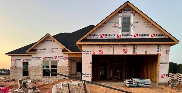 208 Emberwood Way, Kathleen, GA 31047