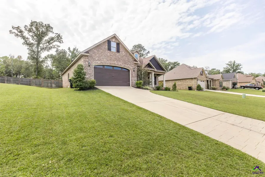 216 Rustic Live oak Trail, Bonaire, GA 31005 - Image #2