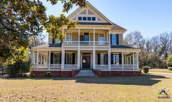 15 MERRITT Street, Hawkinsville, GA 31036