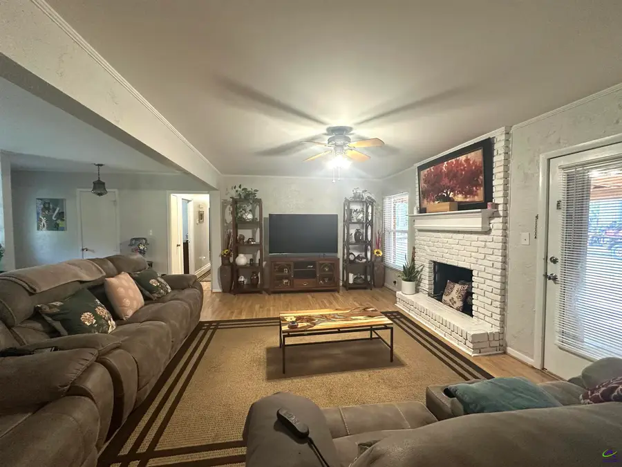 127 N Amanda Place, Warner Robins, GA 31088 - Image #2