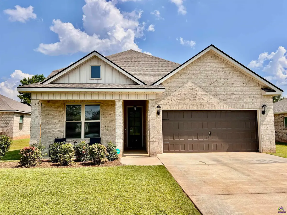 210 Susannes Retreat, Perry, GA 31069 - Image #1