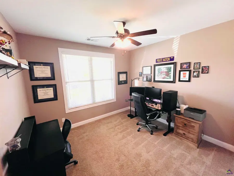 210 Susannes Retreat, Perry, GA 31069 - Image #2