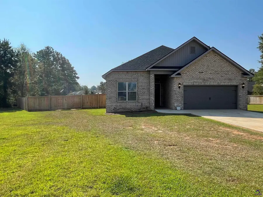 204 Susanne's Retreat, Perry, GA 31069 - Image #2