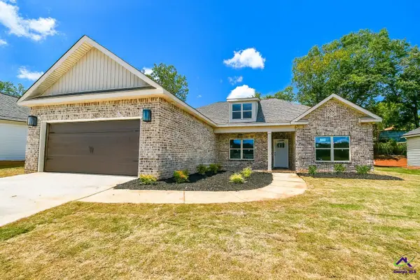 111 Early Drive, Byron, GA 31008