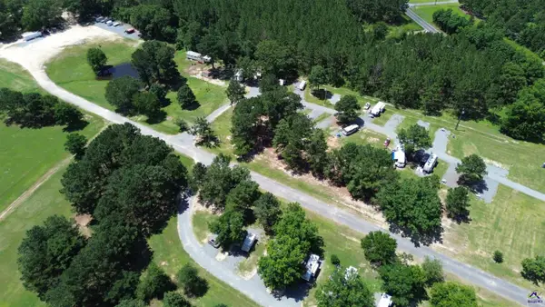 RV Park Mac Thompson Road, Cochran, GA 31014