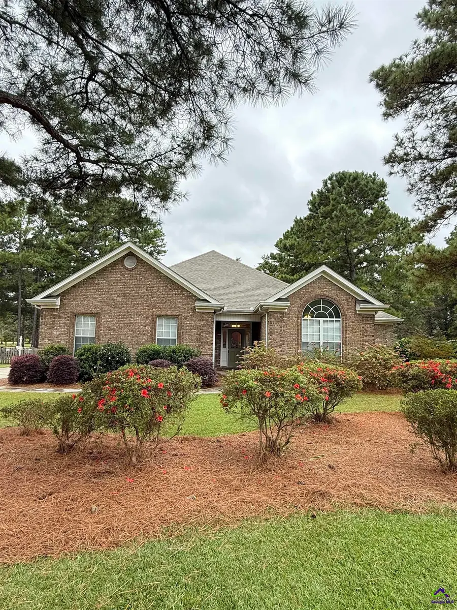 303 Idle Pines Drive, Perry, GA 31069 - Image #2