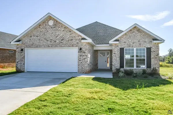 412 Lamplight Drive, Byron, GA 31008