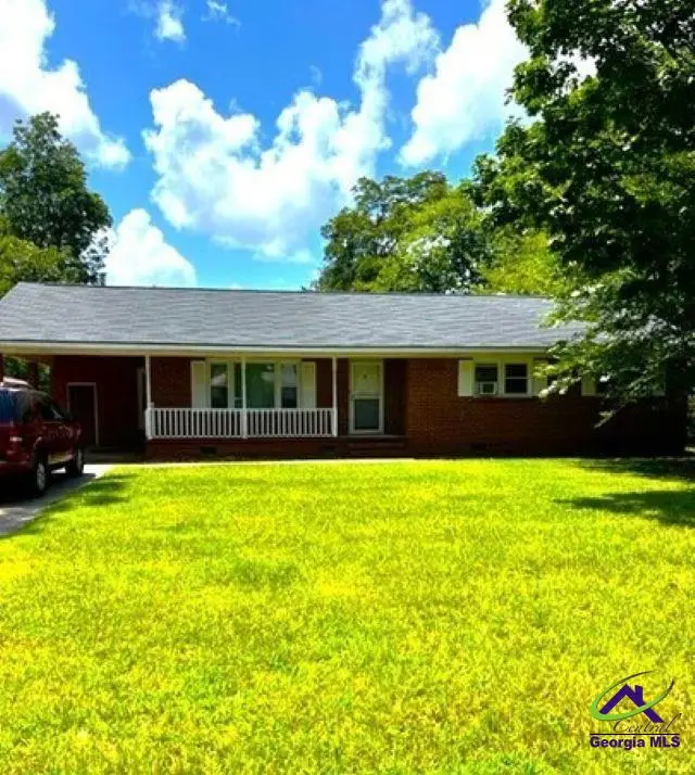 617 Park Avenue, Fort Valley, GA 31030 - #1