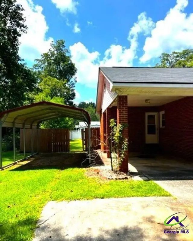 617 Park Avenue, Fort Valley, GA 31030 - #2
