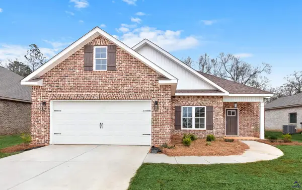 608 Bristleleaf Path, Kathleen, GA 31047