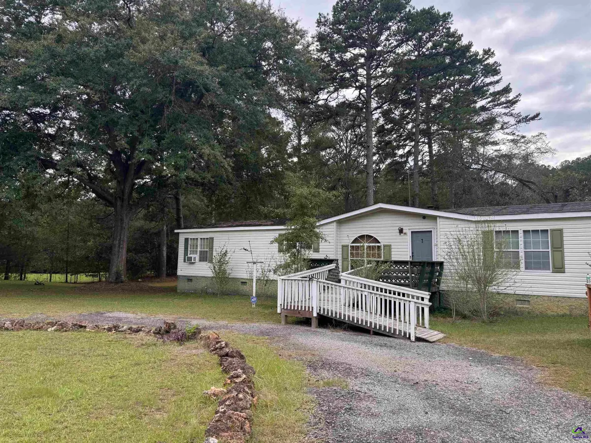 103 Thunder Road, Hawkinsville, GA 31036 - Image #1