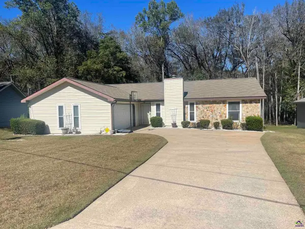 213 BUCKSKIN Drive, Warner Robins, GA 31088