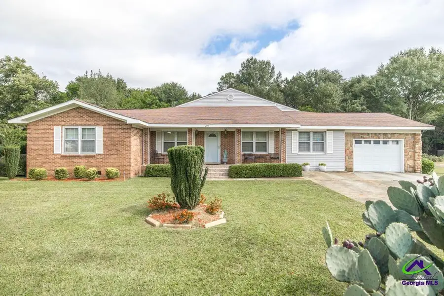 209 Spillers Street, Fort Valley, GA 31030 - #2