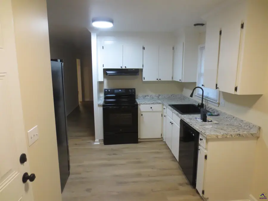 141 Wall Street, Warner Robins, GA 31088 - #2