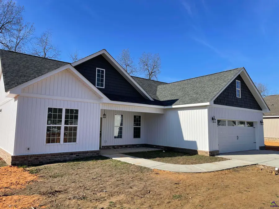 116 Pecan St, Cochran, GA 31014 - Image #2