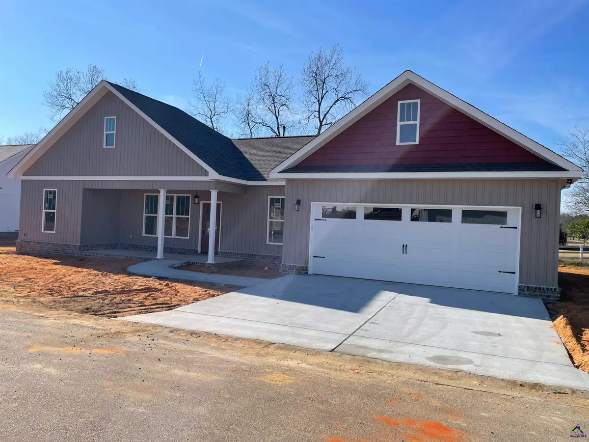 118 Pecan St, Cochran, GA 31014 - Image #1