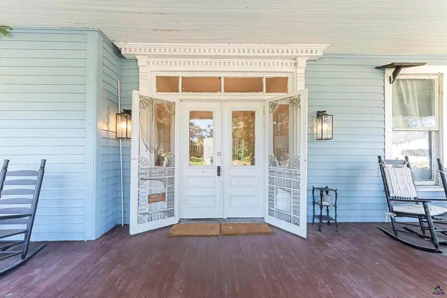 103 E. Artesian Avenue, Montezuma, GA 31063 - #3