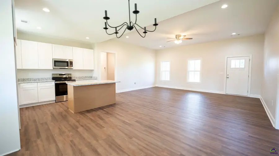 260 Ann Street, Cochran, GA 31014 - #3