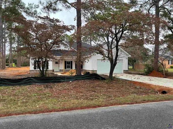 157 Tenth Street, Cochran, GA 31014