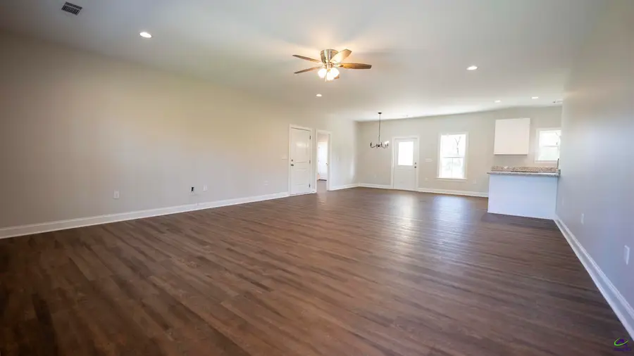 264 Ann Street, Cochran, GA 31014 - #2
