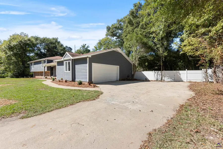 200 Stone Edge Road, Macon, GA 31210 - #2