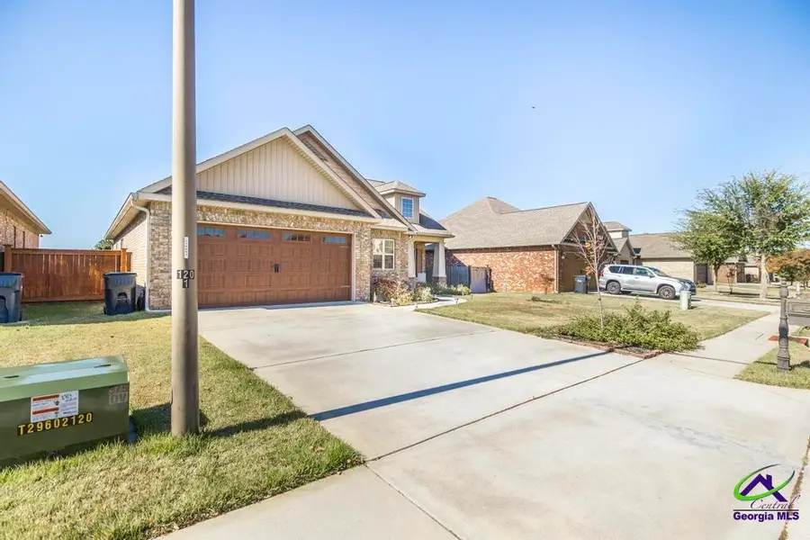 328 Rolling Acres Drive, Kathleen, GA 31047 - Image #2