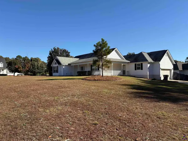 39 ENGLISH CT, Byron, GA 31008