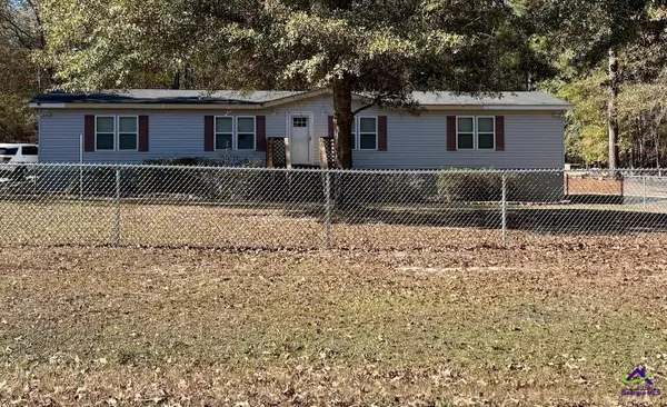 465 Red Oak Drive, Fort Valley, GA 31030