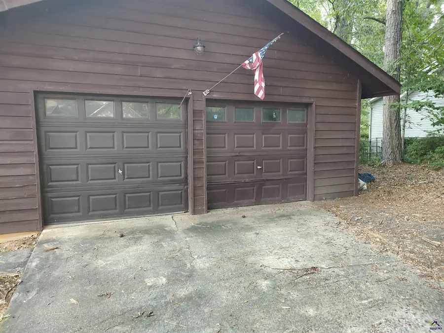 213 Dogwood Glen Drive, Centerville, GA 31028 - Image #2