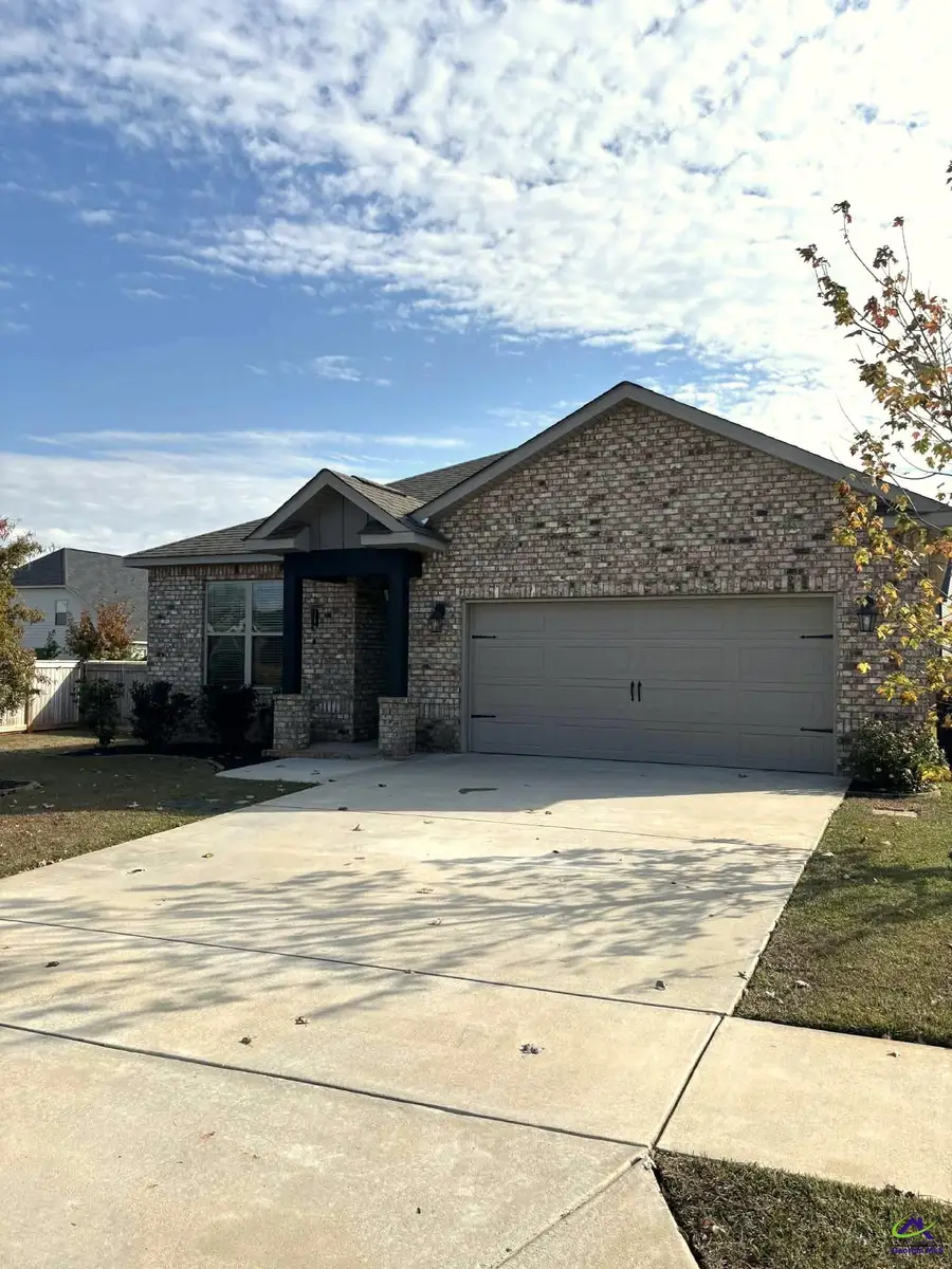 103 Barnyard Way, Perry, GA 31069 - Image #2