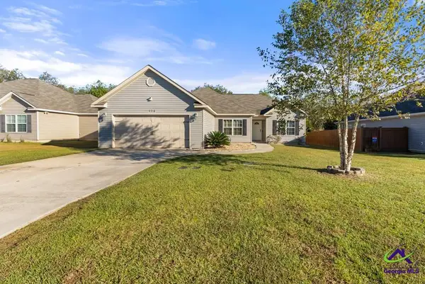 124 Worchester Circle, Perry, GA 31069