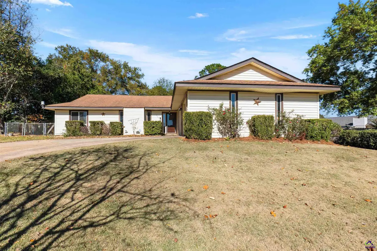 207 Summerhill Place, Warner Robins, GA 31088 - Image #1