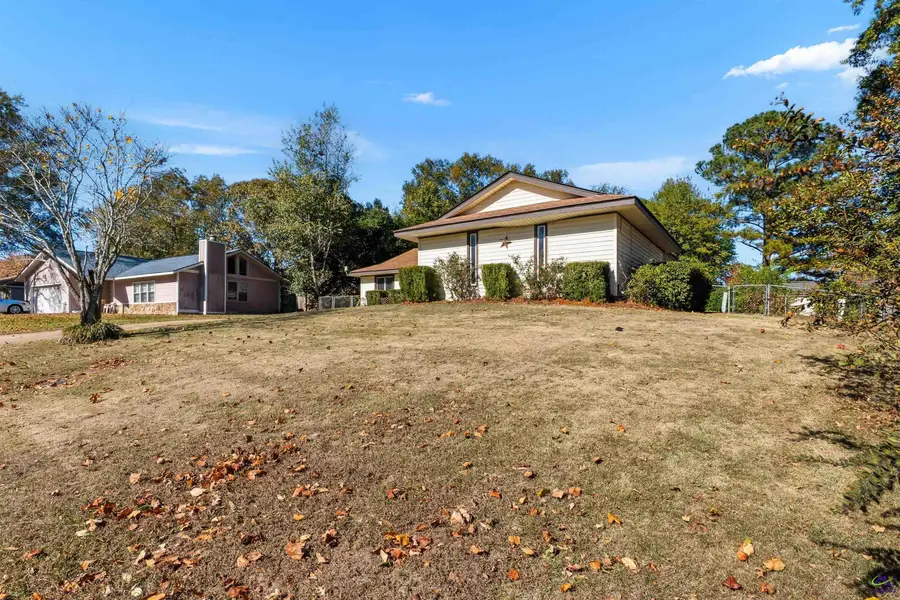 207 Summerhill Place, Warner Robins, GA 31088 - Image #3