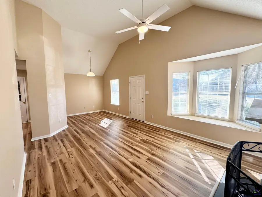 105 Green Meadow Drive, Warner Robins, GA 31088 - Image #3