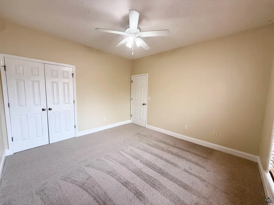 132 Montrose Lane, Centerville, GA 31028 - Image #3