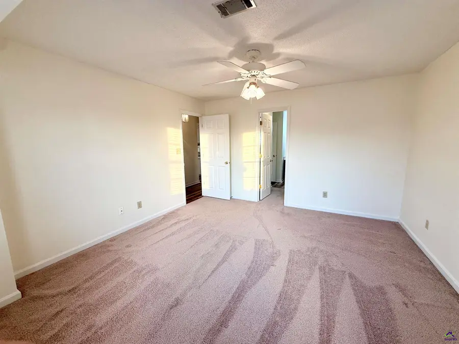 102 Williamsburg Avenue, Warner Robins, GA 31088 - Image #3