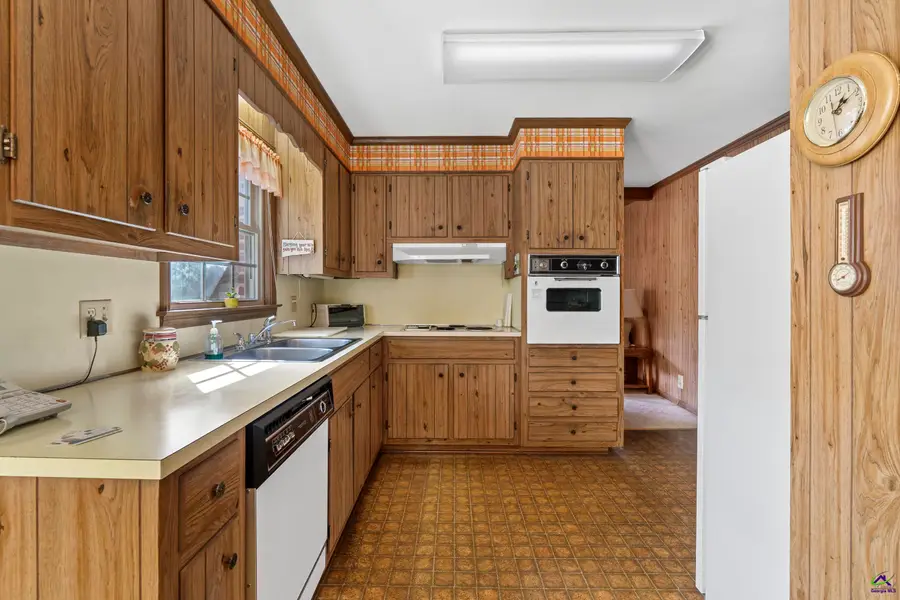 1051 Clairmont Place, Macon, GA 31204 - Image #3