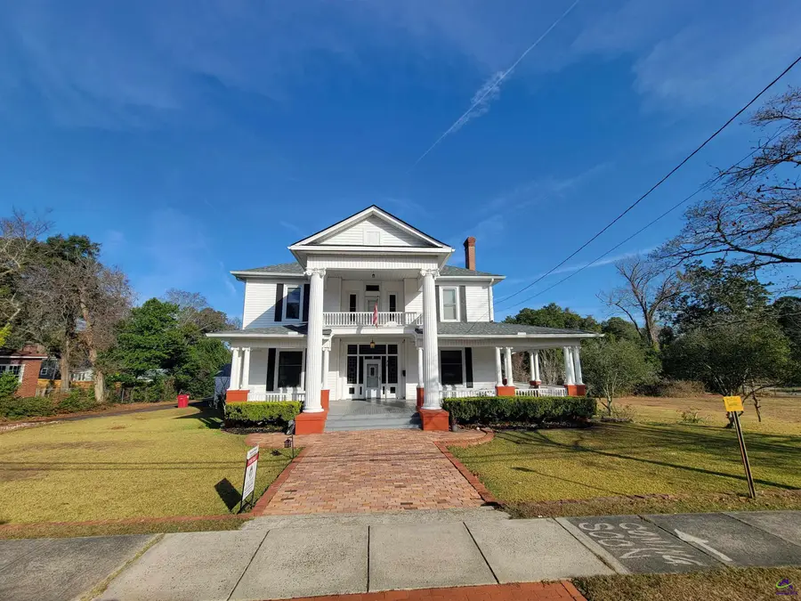 26 Merritt Street, Hawkinsville, GA 31036 - Image #2